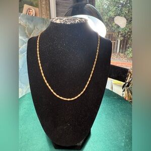 Sarah Coventry Gold Tone Chain Necklace Vintage Jewelry